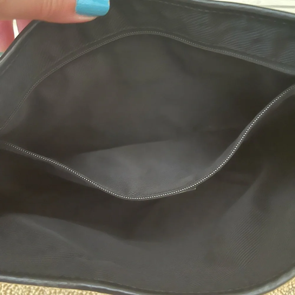 Authentic Gucci bag - Picture 10 of 13